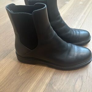 Stuart Weitzman Black Ankle Boots 8B
